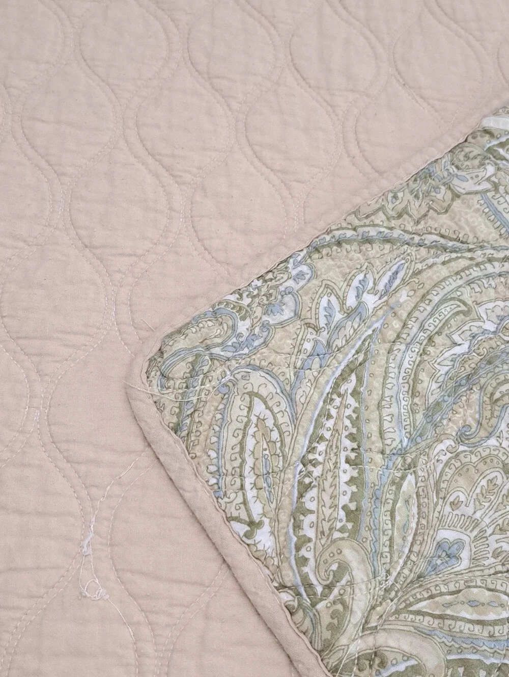 Paisley Reversible Quilt 80